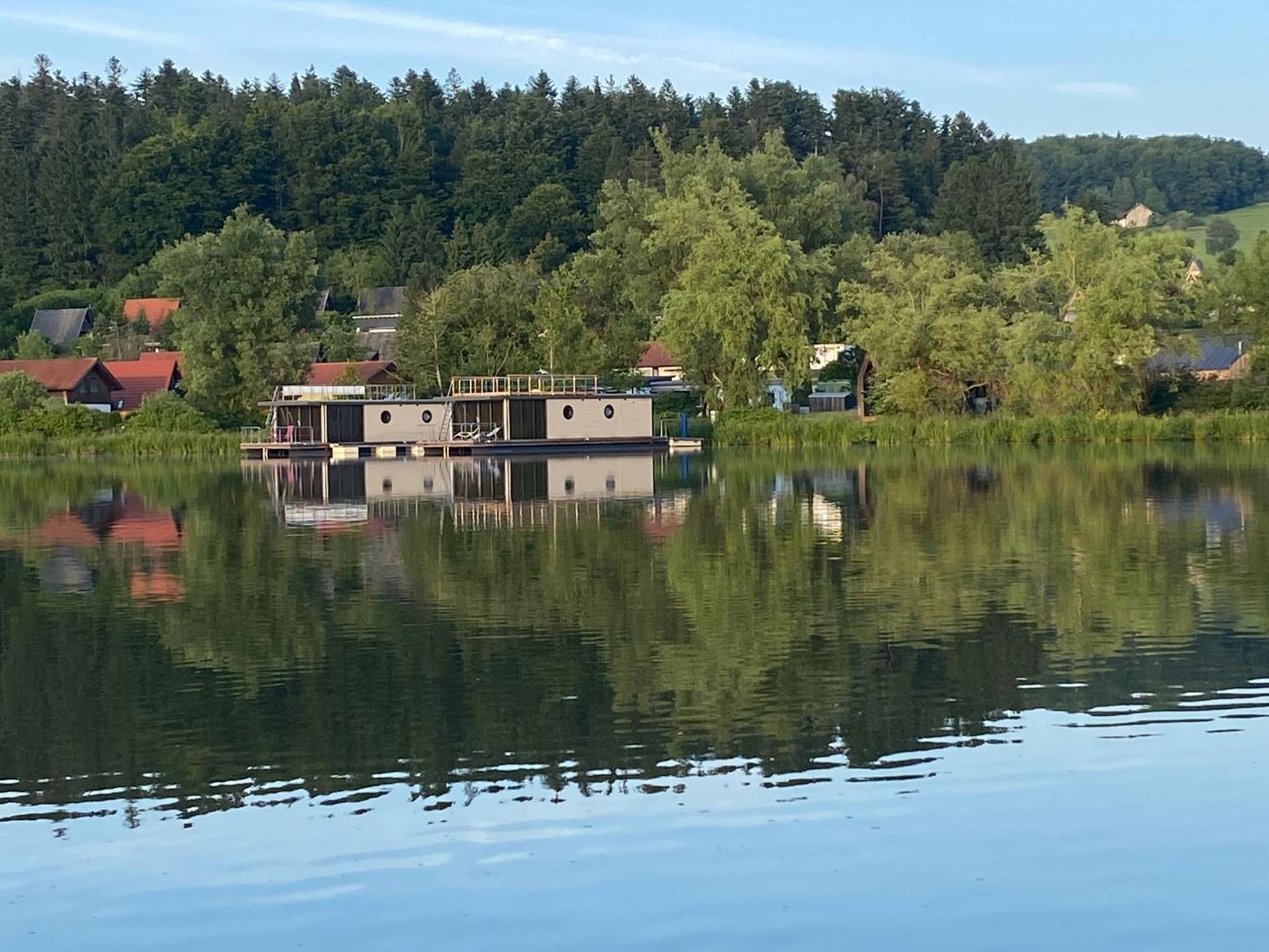 Отель Waidlerland Hausboot 1 Вальдкирхен Экстерьер фото